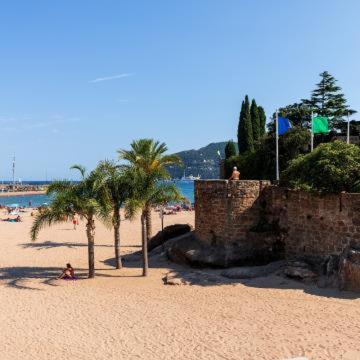 Hotel De La Corniche D'Or Mandelieu-la-Napoule Exterior photo